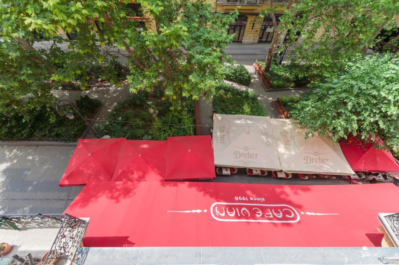 Music Academy Suite Cafe Vian Apartman Kft Budapest Eksteriør billede